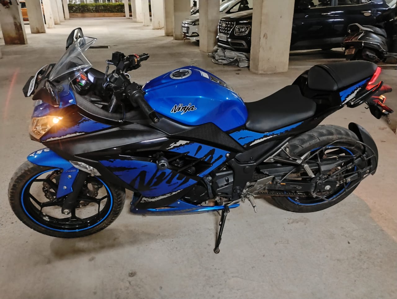 Kawasaki Ninja Blue
