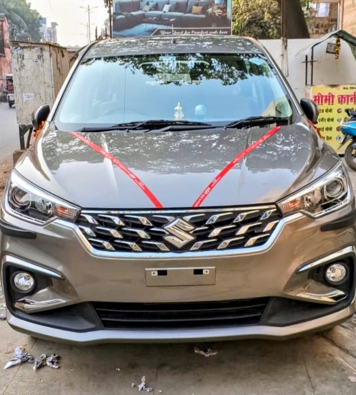 Maruti Suzuki Ertiga for rent in Delhi for local sightseeing